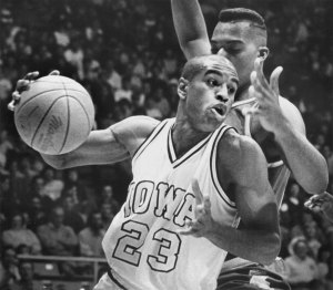 Former Iowa basketball player Roy Marble drives to the basket in a 1986 game at Carver-Hawkeye Arena. Marble is Iowa's all-time leading scorer. His son, Roy Marble Jr., committed to Iowa on Thursday. (The Gazette)
